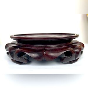 Berkeley Designs Wooden Round Display Stand Holder Carved Base Wood 7”W